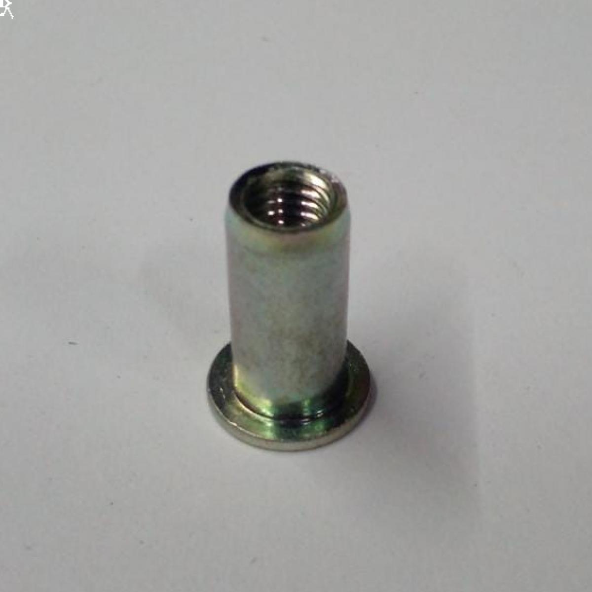 Tuerca m8 brazo cargador 215 - 826/01106