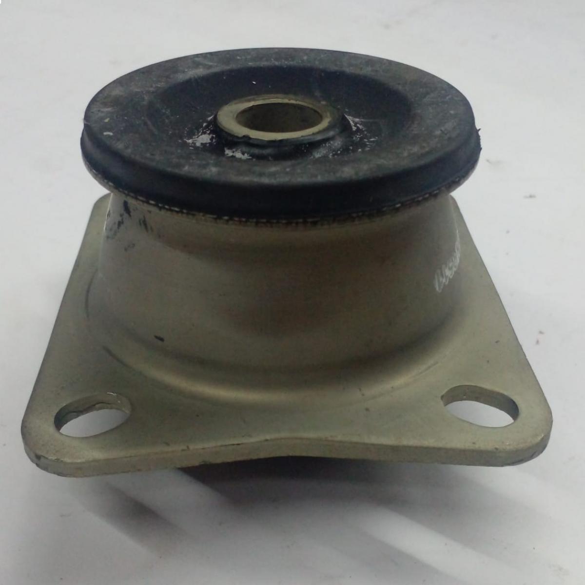 Soporte de motor 215 - 331/40347