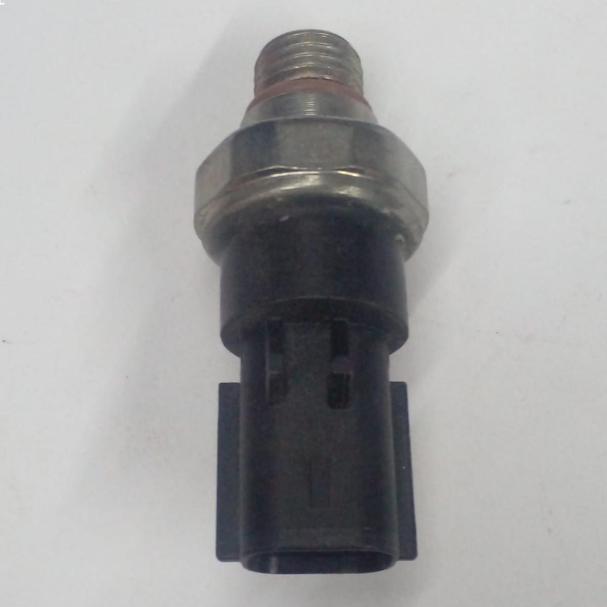 Switch de presion aceite de motor qsb-6.7 l t3 722 - 701/80391