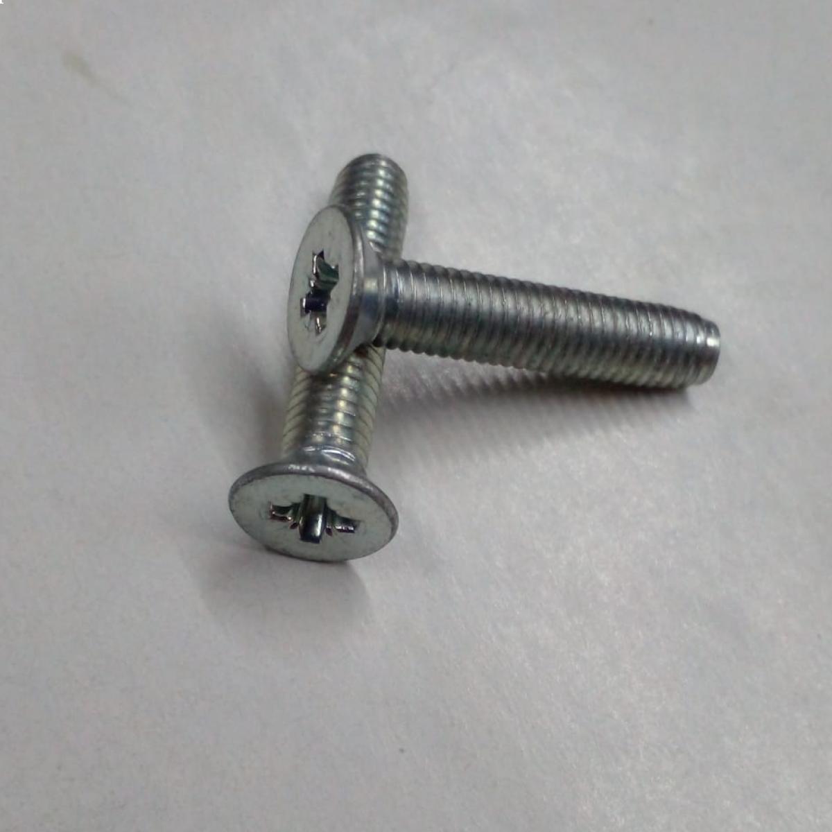 Tornillo chapa jcb 1110 = 826/00726A - 826/00726