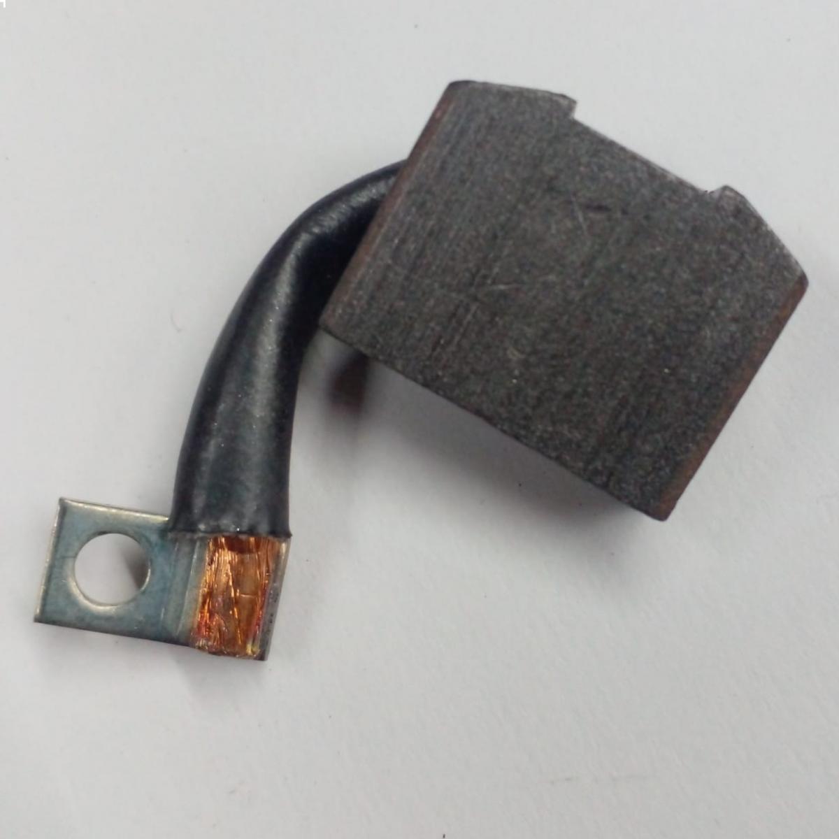 Carbon del arranque exc. js 260 - 714/25516