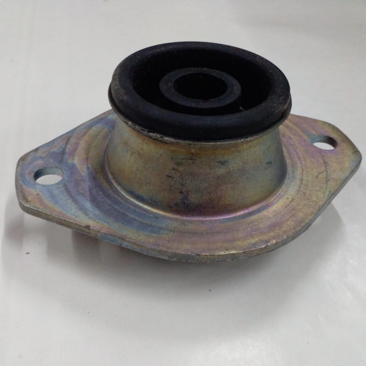 Soporte cabina Cmax 105 6617890A2 - 3533074M1