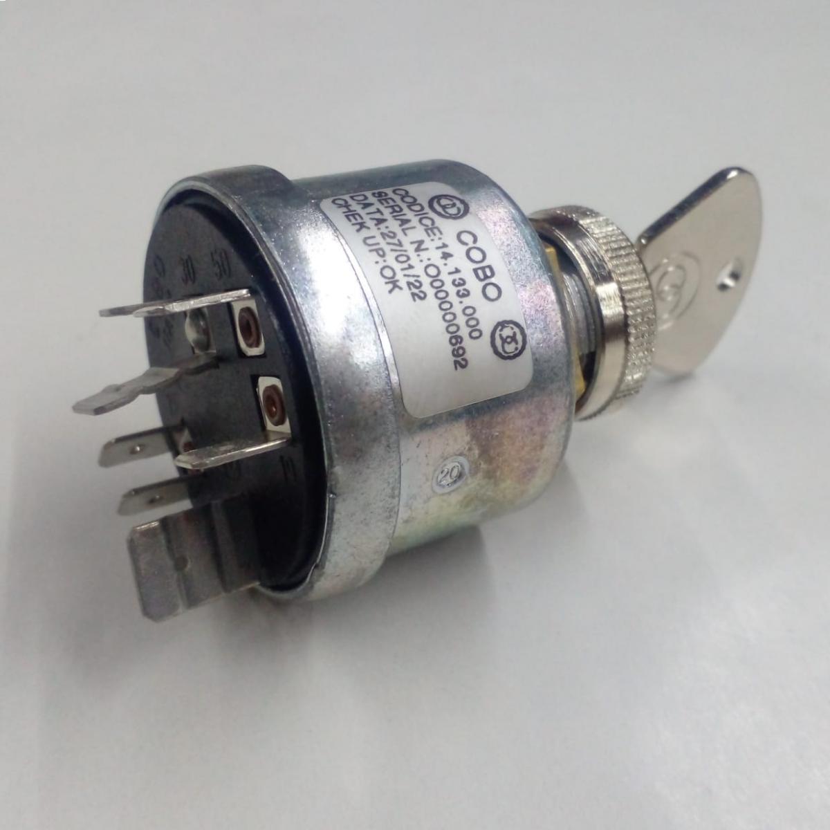 Switch 4 pasos luces C100/5140/MX135 - 3678781M91