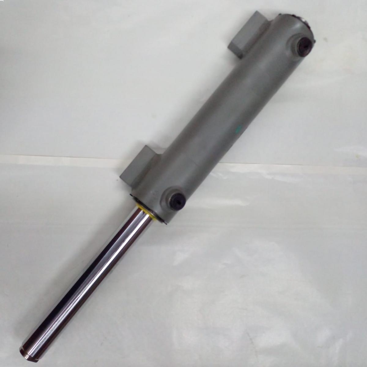 Piston de la direccion Cmax 105 hc - 3652587M91